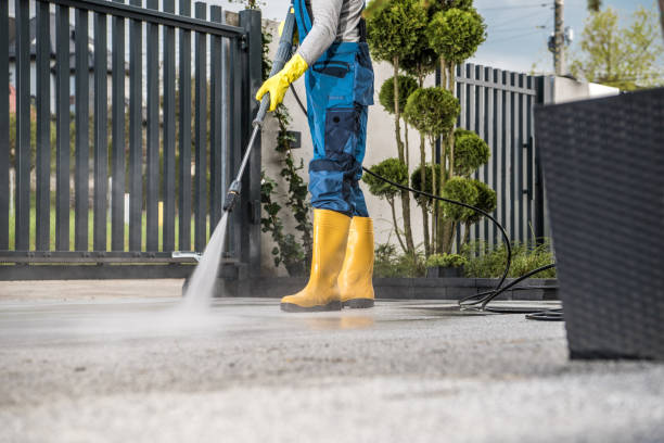 Why Choose Our Certified Pressure Washing Experts for Your Project Needs in Dexter, MI?